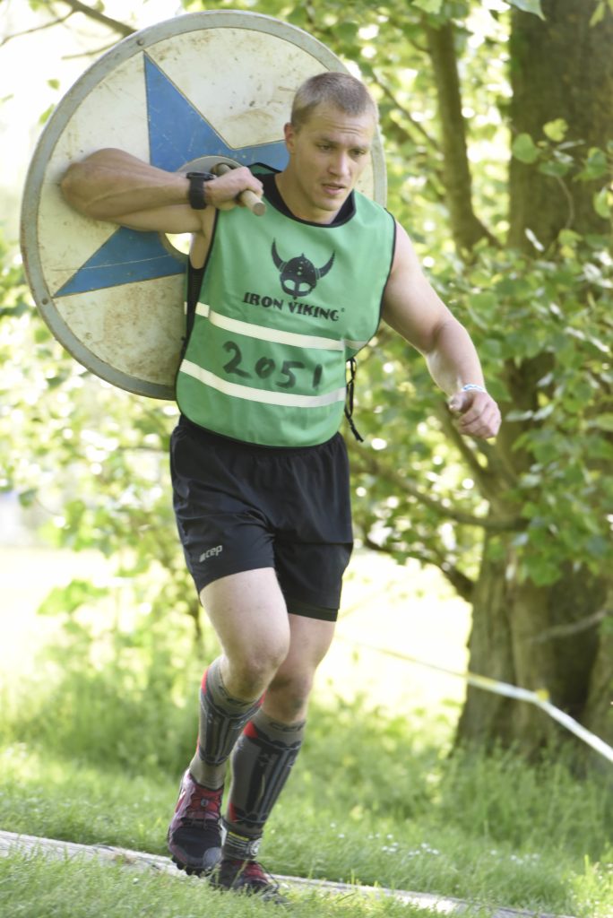carry the shield strong viking iron viking ocr series marathon amsterdam 2019